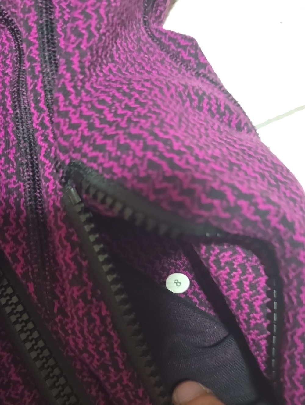 Lululemon Define JacketTeeny Tooth Deep Fuchsia Black Size 8 - Picture 4 of 8